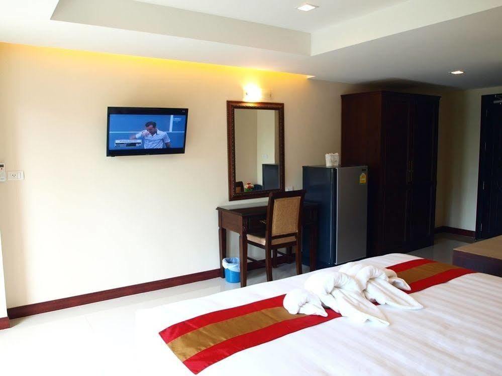 V Residence Pattaya Exterior photo