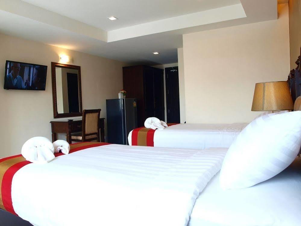 V Residence Pattaya Exterior photo
